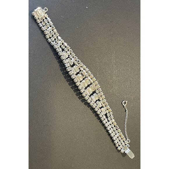 Vintage Hattie Carnegie Rhinestone Bracelet With Baguette & Round Stones Safety - Picture 2 of 10
